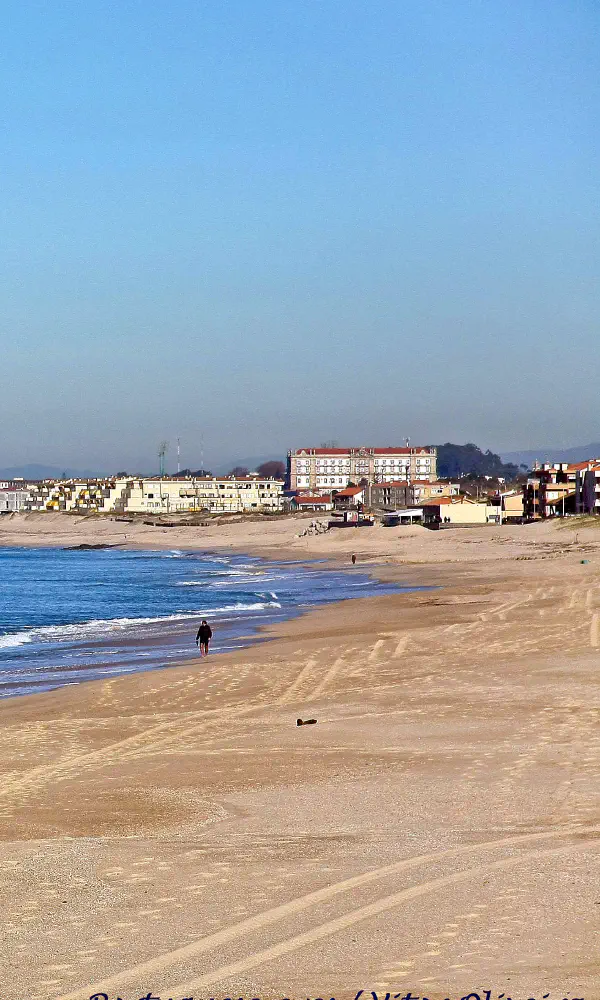 Praia de Árvore e Praia de Mindelo